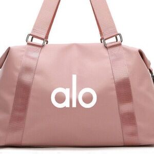 ALO Yoga Women's Pink Fitness Bag